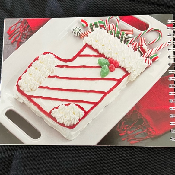 Pampered Chef Festive Holiday Desserts Cookbook - Picture 3 of 3